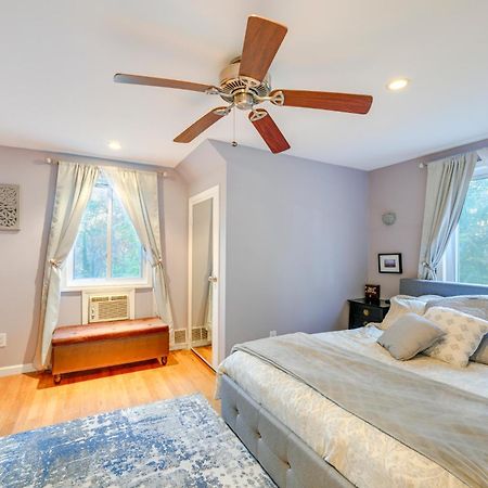 Cozy Dix Hills Apt With Deck About 7 Mi To Beach! Exterior photo