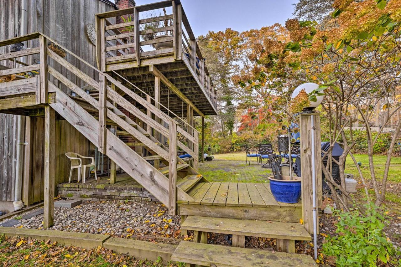 Cozy Dix Hills Apt With Deck About 7 Mi To Beach! Apartment Exterior photo